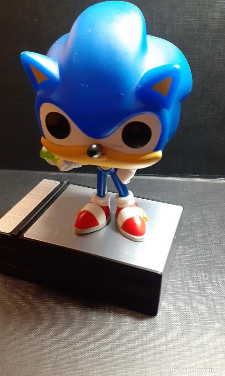 Funko Pop: Funko Pop Sonic The Hedgehog with Emerald - Foto 1
