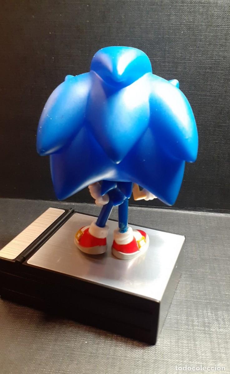 Funko Pop: Funko Pop Sonic The Hedgehog with Emerald - Foto 3