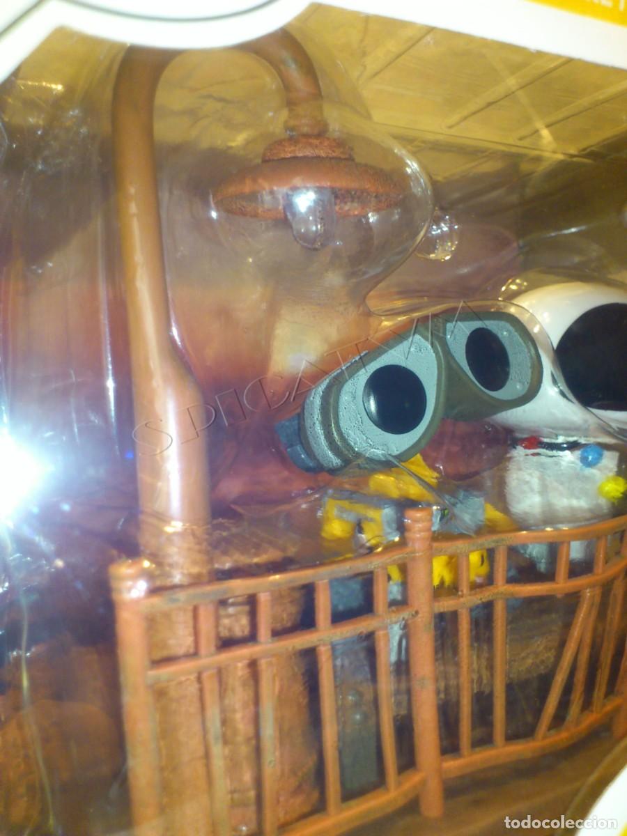 Funko Pop: WALL E - WALL.E - WALL-E Y EVA - MOMENT - WALL-E & EVE - FUNKO POP - 1119 - NUEVO - Foto 15