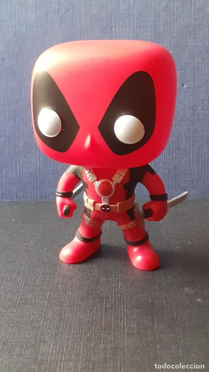 Funko Pop: Deadpool con Espadas (Funko POP Marvel 111) - Foto 2