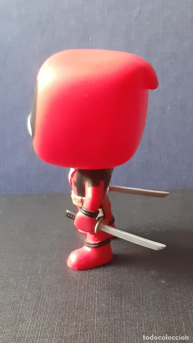 Funko Pop: Deadpool con Espadas (Funko POP Marvel 111) - Foto 3