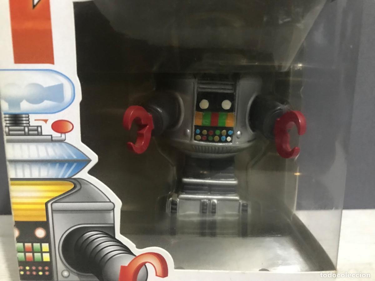 Funko Pop: Funko pop Robot B9 92 en su caja original - Foto 2
