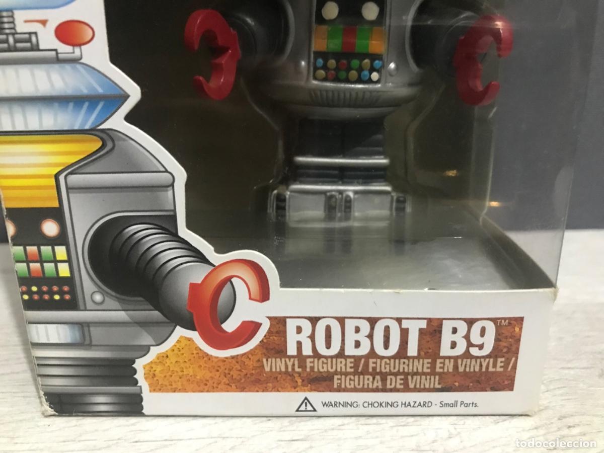 Funko Pop: Funko pop Robot B9 92 en su caja original - Foto 3