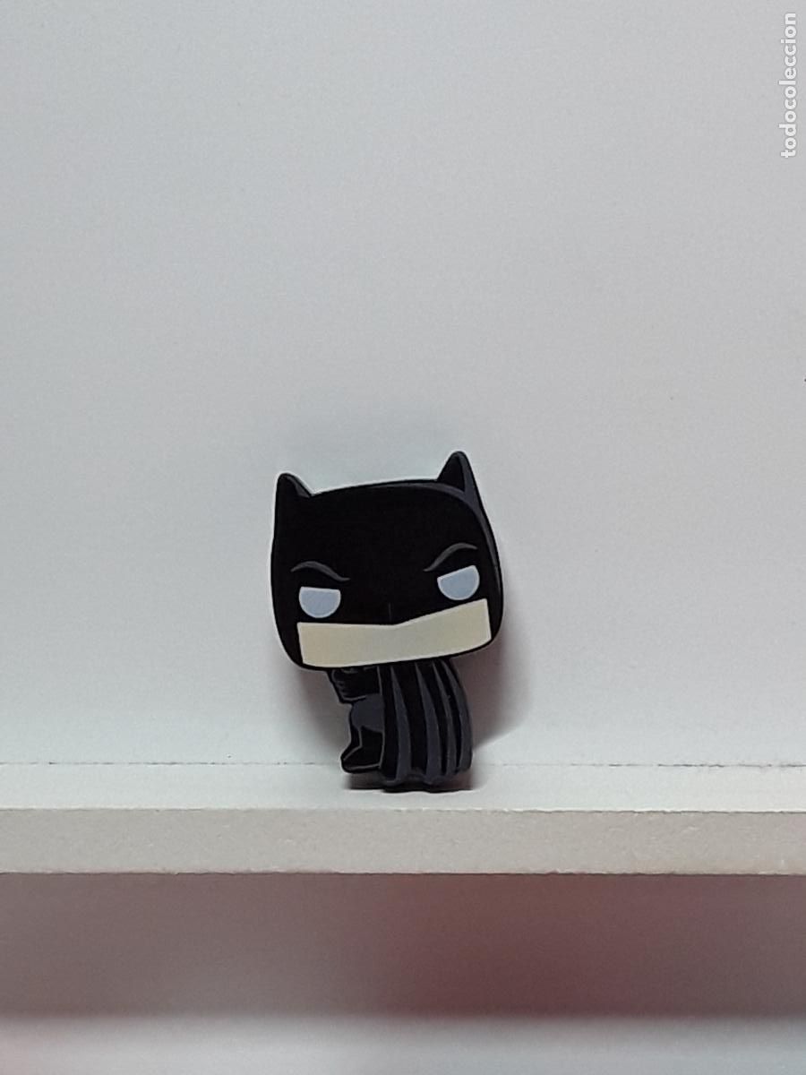 Funko Pop: SUPERHEROES 2023 FUNKO POP! KINDER JOY 33 CABLE HUGGER BATMAN