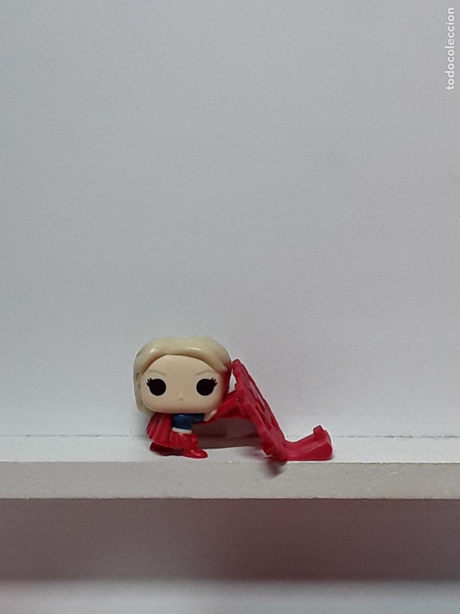 Funko Pop: SUPERHEROES 2023 FUNKO POP! KINDER JOY 34 PHONE HOLDER SUPER WONDER WOMEN