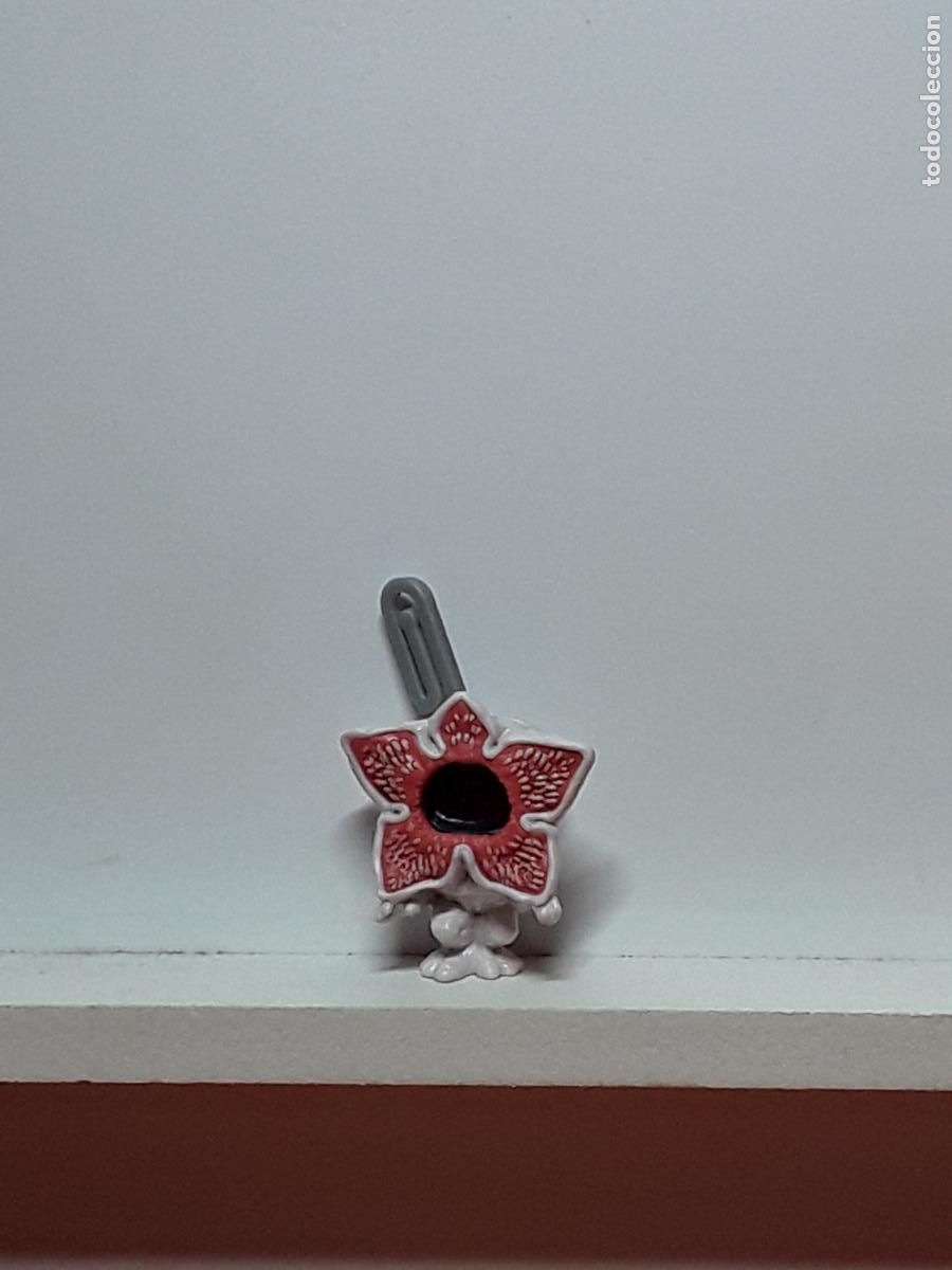 Funko Pop: STRANGER THINGS 2025 FUNKO POP! KINDER JOY 54 VC 275 VC275 DEMOGORGONE PAPERCLIP