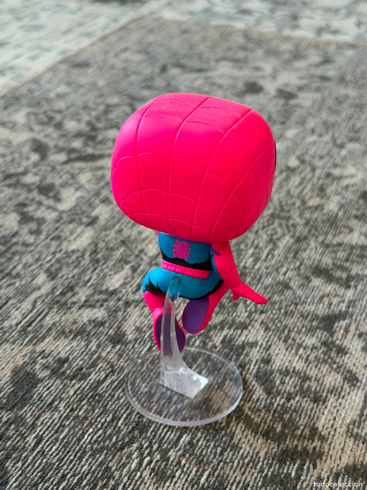 Funko Pop: FUNKO POP! BLACK LIGHT SPIDER-MAN 652 SPECIAL EDITION - Foto 4