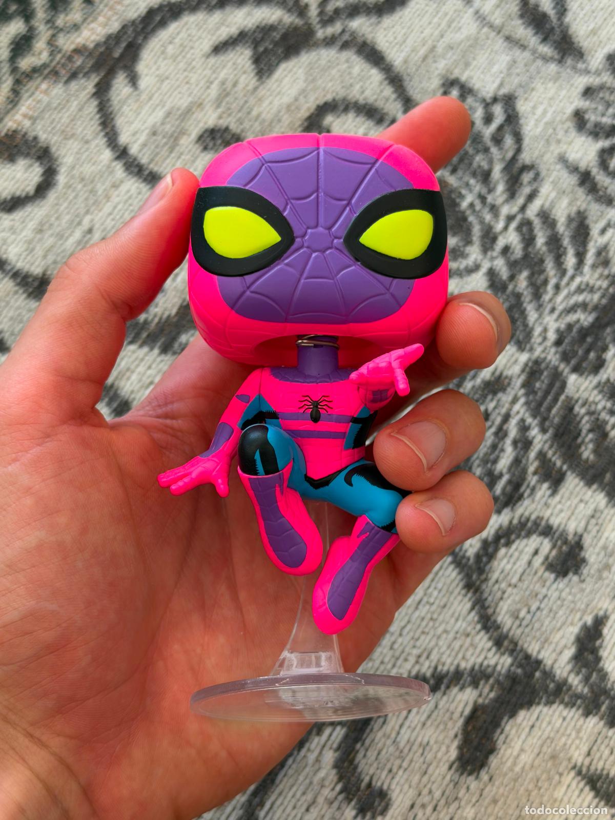 Funko Pop: FUNKO POP! BLACK LIGHT SPIDER-MAN 652 SPECIAL EDITION - Foto 5