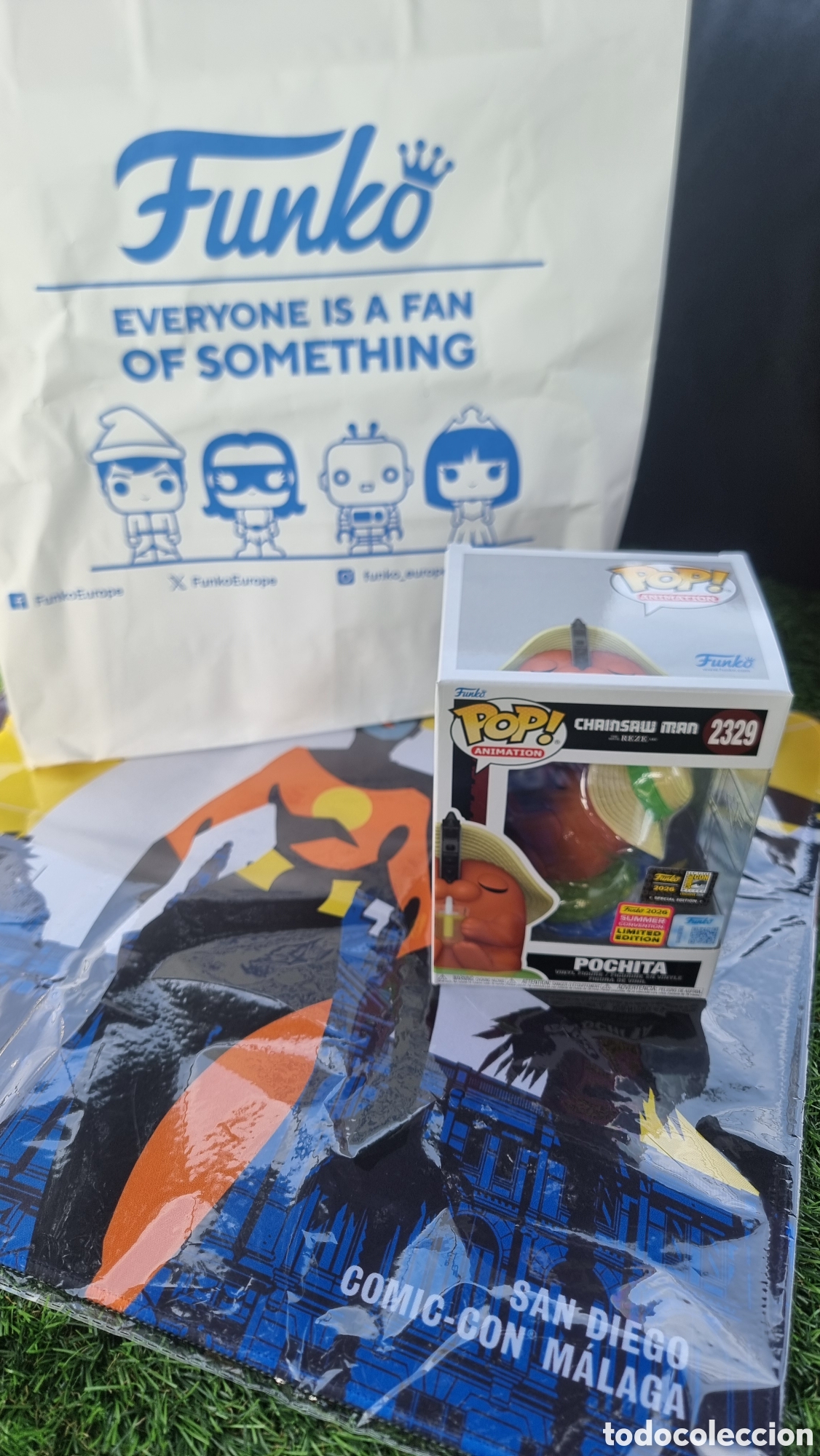 Funko Pop: Funko Pop Pochita 2329 Chainsaw Man - sticker exclusivo SDCC Comic-Con M&aacute;laga 2026 - Nuevo