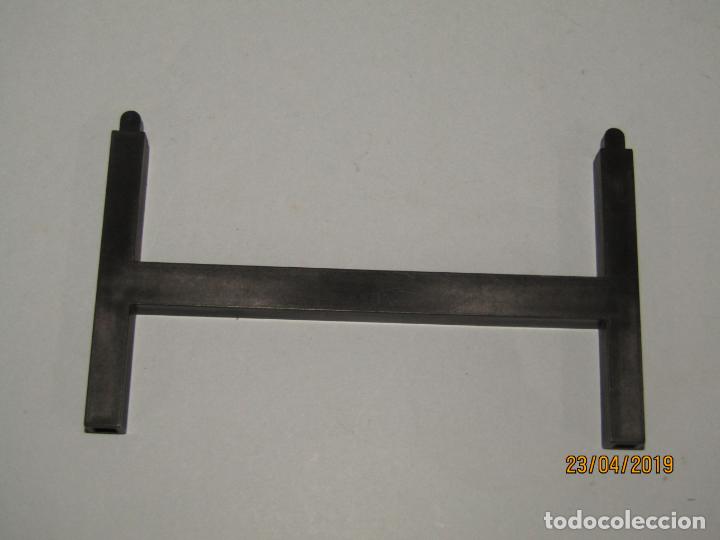 Geyperman: Antiguo Soporte de la Cama de GEYPERMAN Original - Foto 1