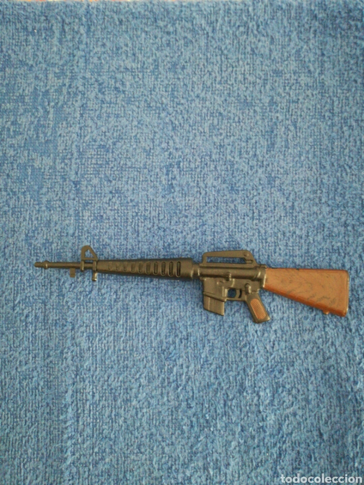 Geyperman: Metralleta M16 de Geyperman - Foto 1