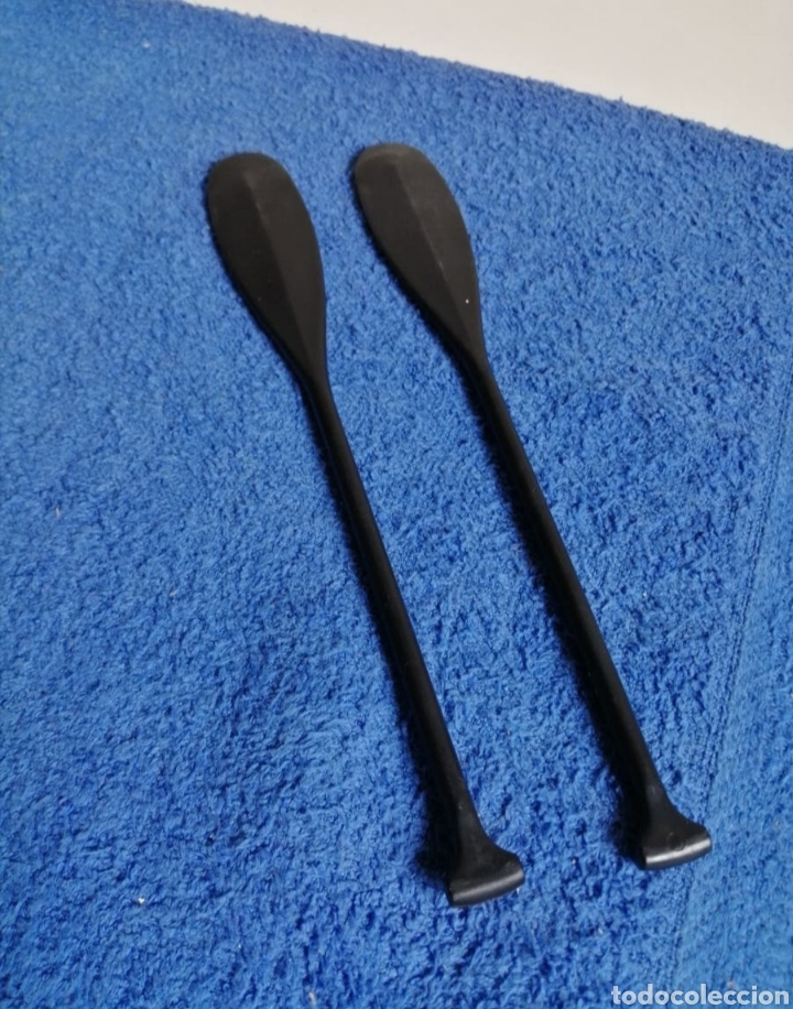 Geyperman: Par de Remos de la Balsa del Geyperman Comando Secreto - Foto 1