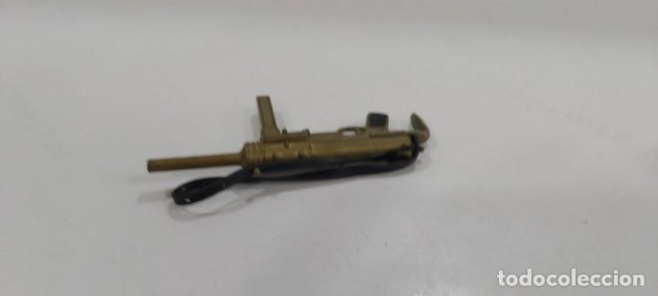Geyperman: ANTIGUO Y ORIGINAL ACCESORIO GEYPERMAN ORIGINAL AL 100% ARMA - Foto 2