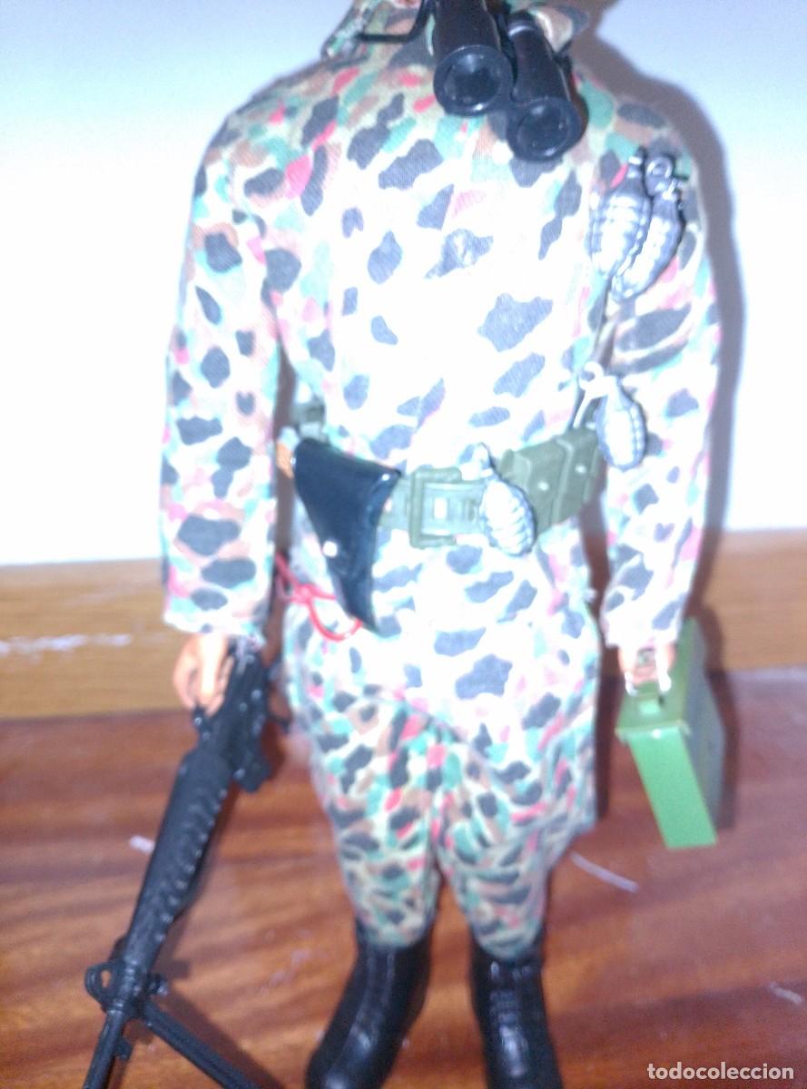 Geyperman: Geyperman con traje de soldado americano - Foto 3