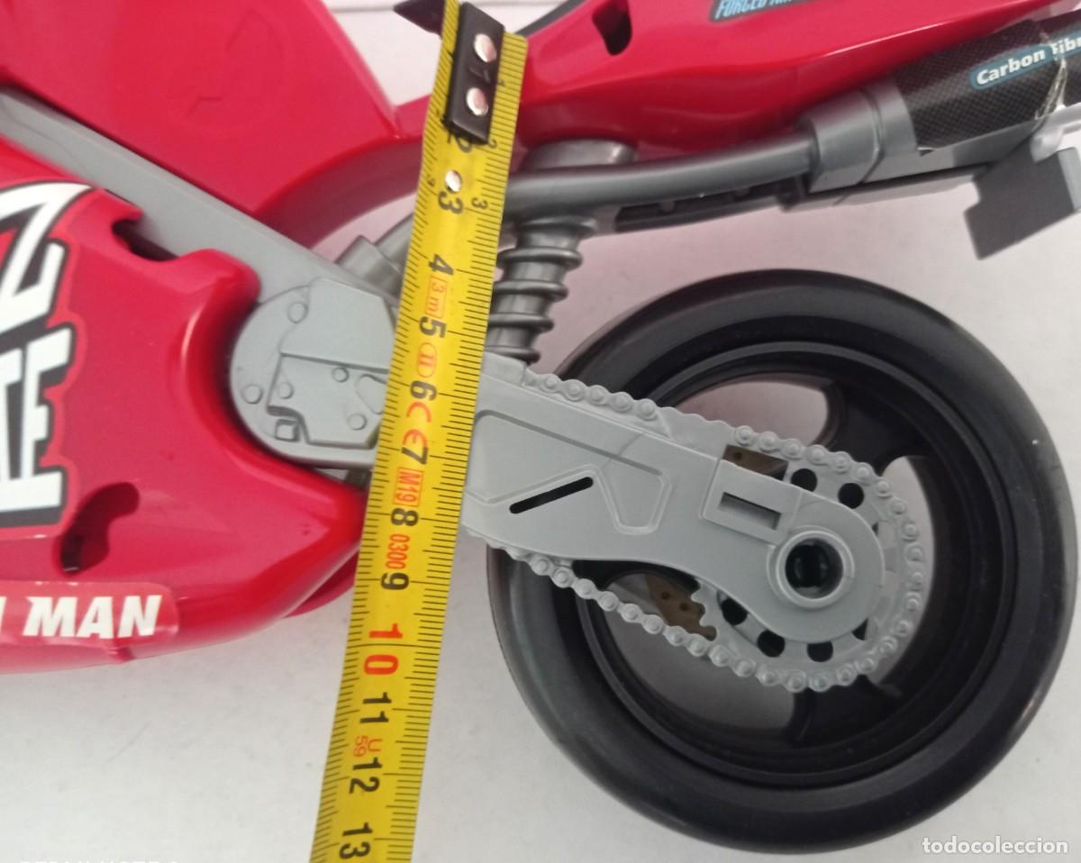 Geyperman: Moto KAWASAKI escala GEYPERMAN - Foto 14