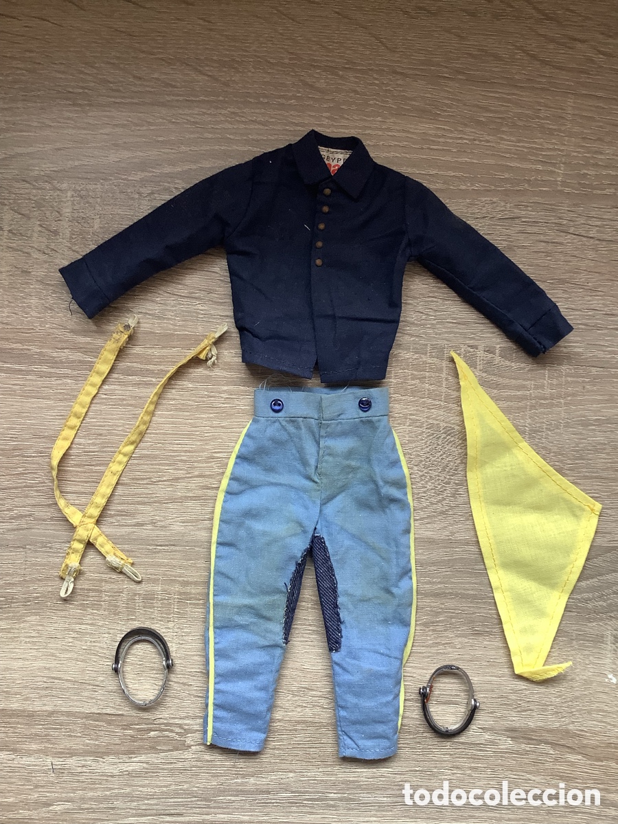 Geyperman: Uniforme y Espuelas del Geyperman S&eacute;ptimo de Caballer&iacute;a - Foto 1