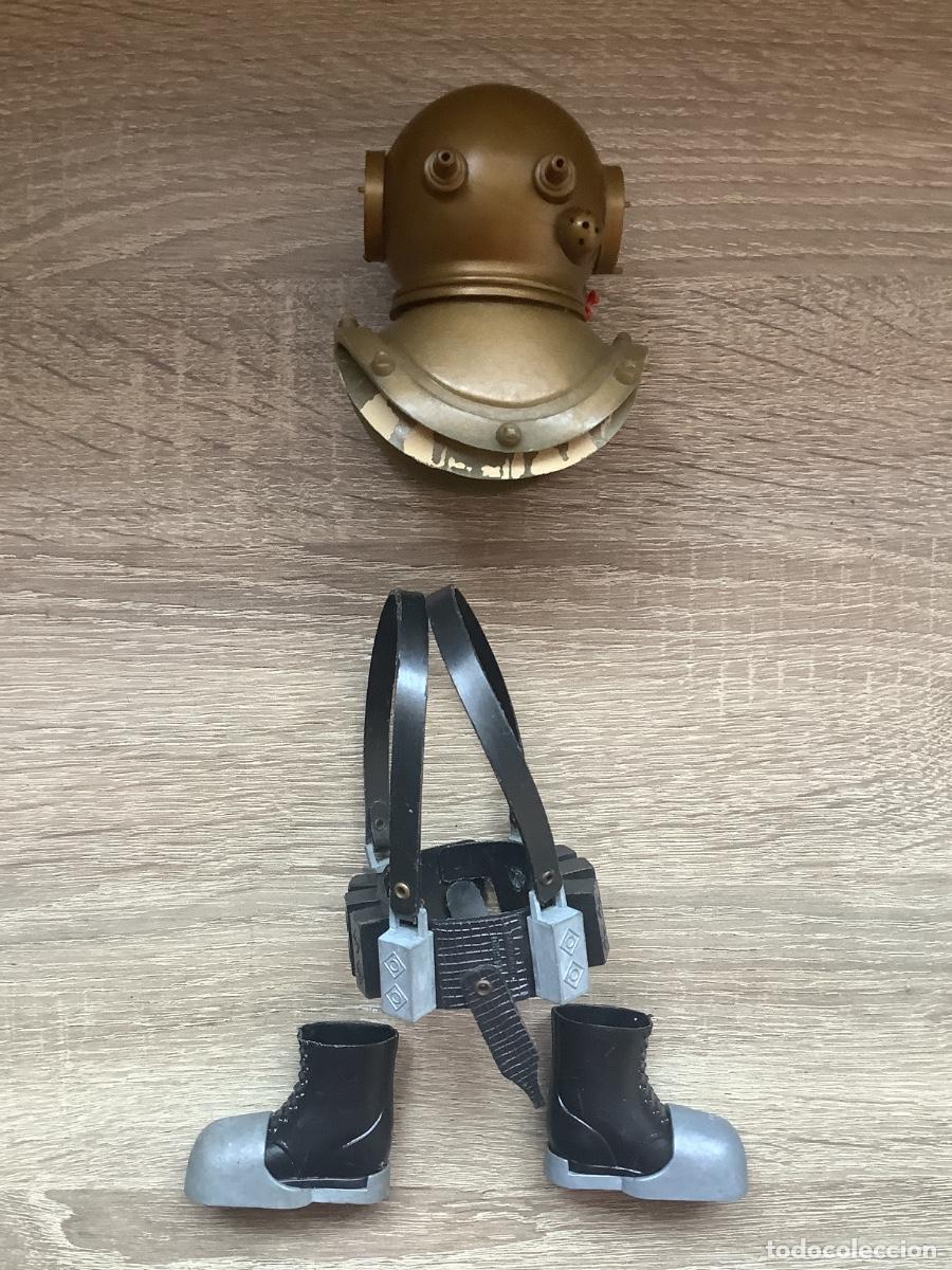 Geyperman: Cinturon de Plomos y Escafandra del Buzo Geyperman - Foto 2