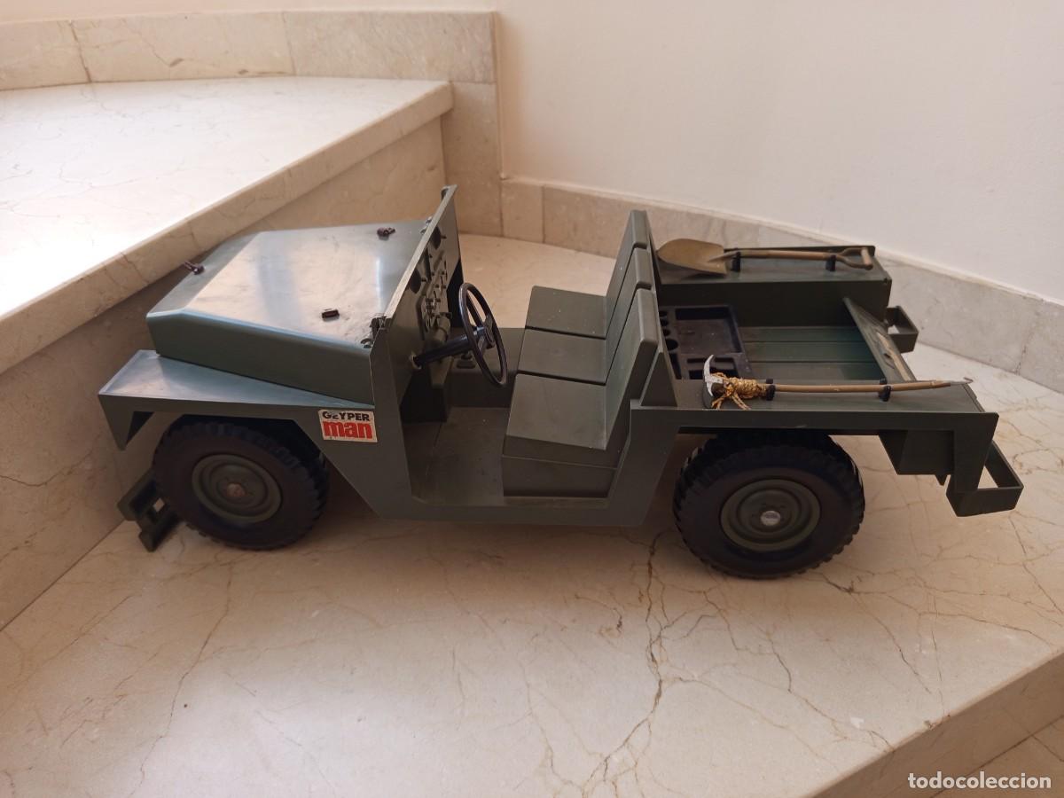 Geyperman: Antiguo gran jeep de Geyperman - Foto 1