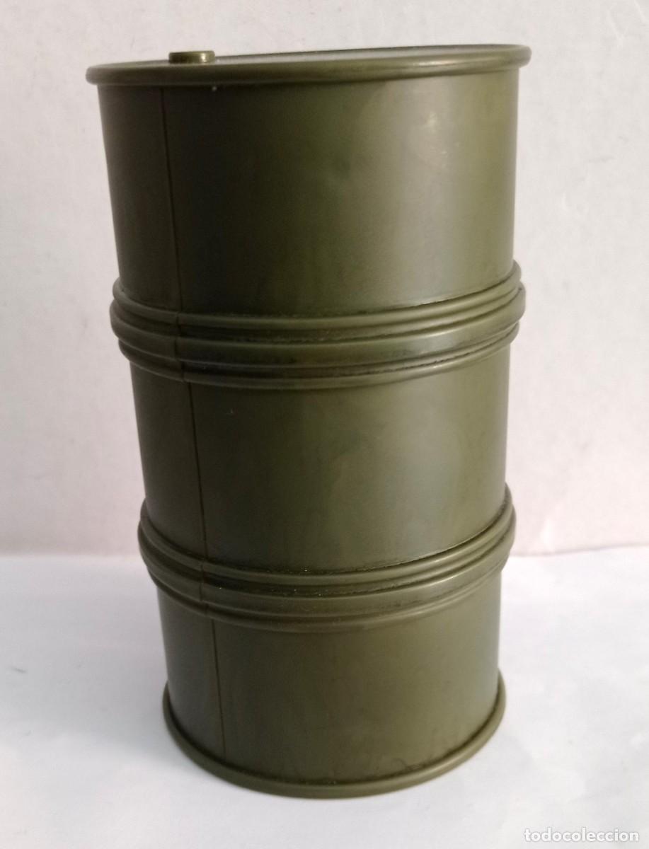 Geyperman: BIDON DE GASOLINA escala geyperman tem&aacute;tica militar