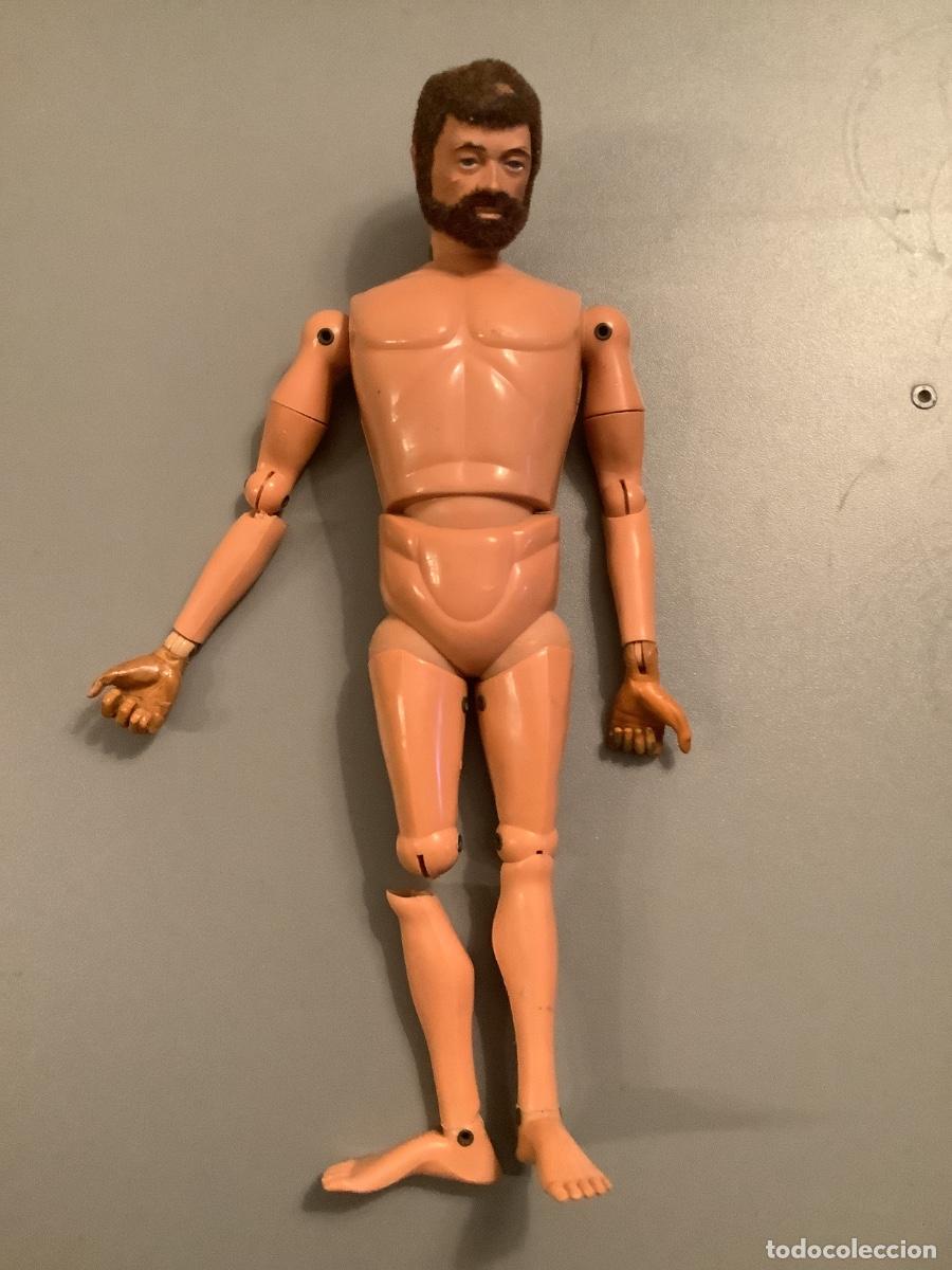 Geyperman: Maniqu&iacute; Moreno con Barba Geyperman