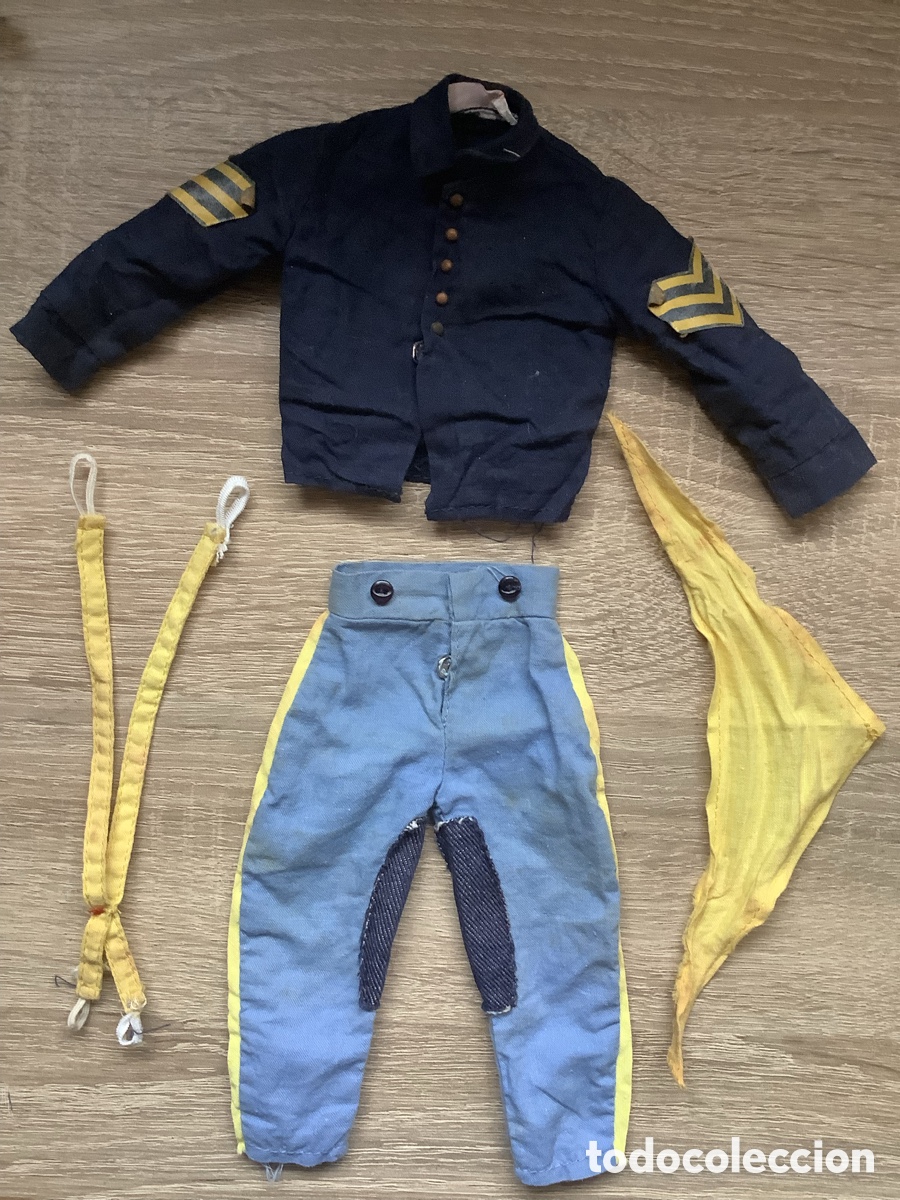 Geyperman: Uniforme del Geyperman Septimo de Caballer&iacute;a de Geyperman