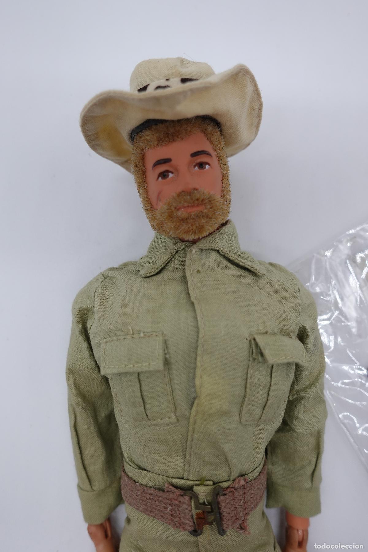 Geyperman: GEYPERMAN AVENTURERO CON BARBA Y SOMBRERO CON ACCESORIOS FIGURA DE ACCI&Oacute;N