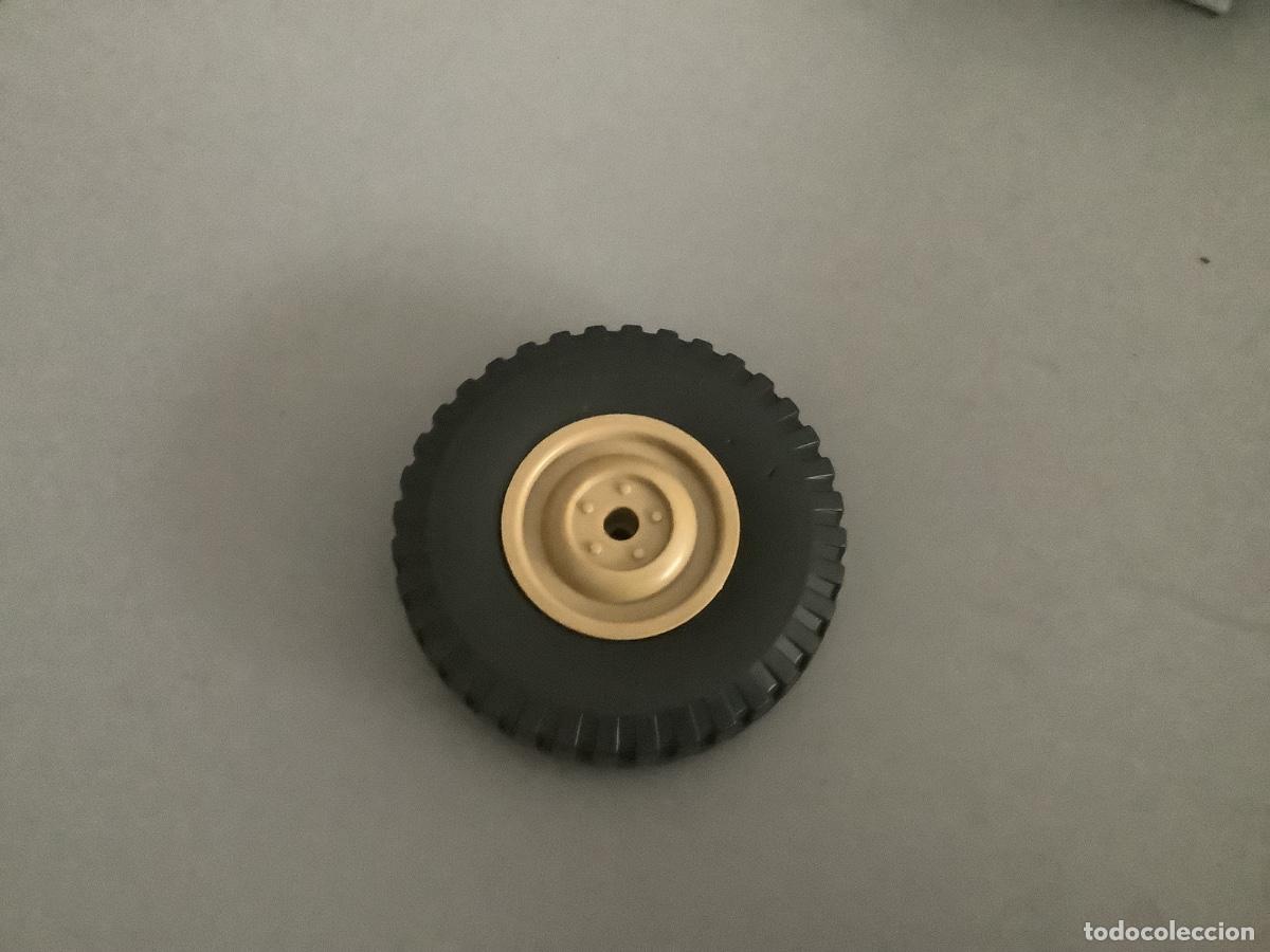 Geyperman: Rueda de Repuesto del Jeep Land Rover del Desierto