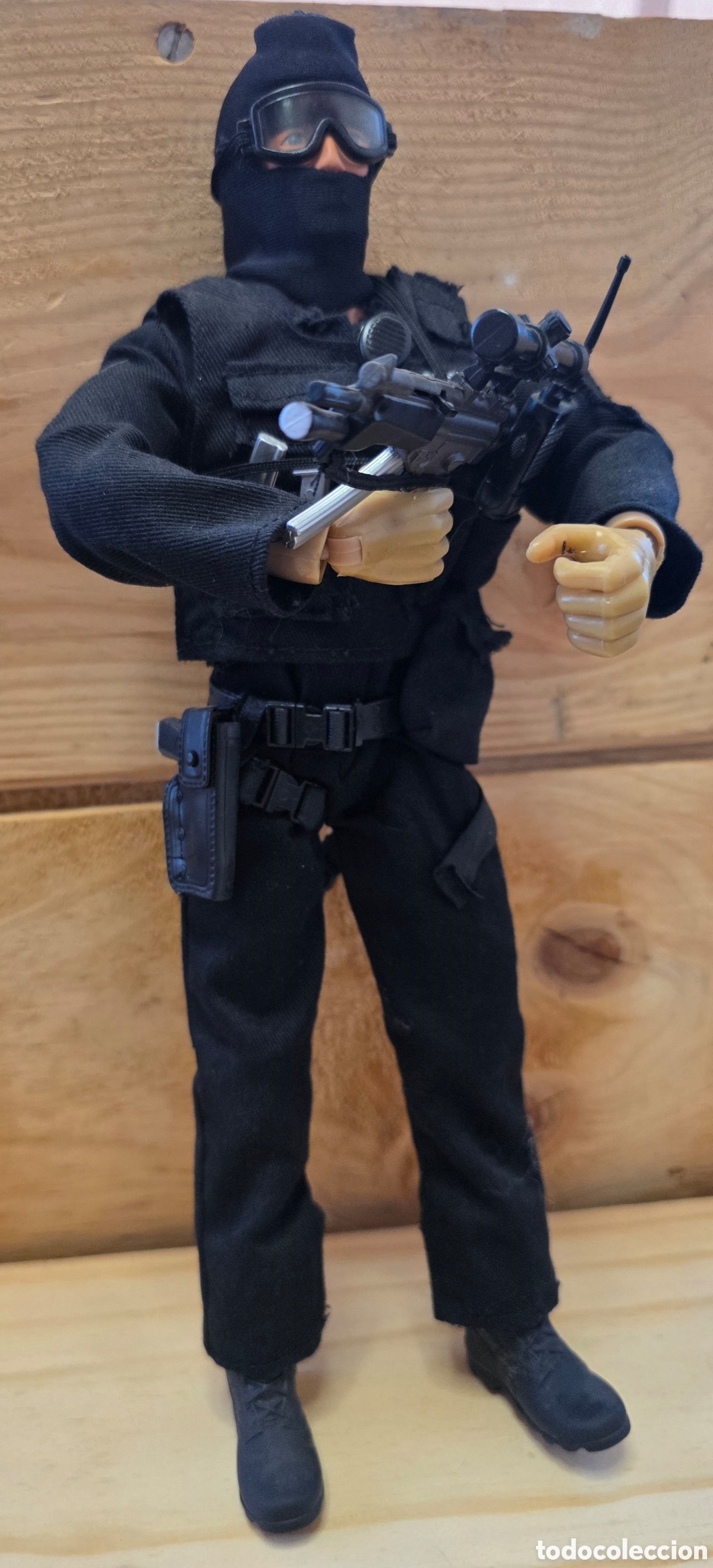 Geyperman: Geyperman Polic&iacute;a Nacional G.E.O. (Grupo Especial de Operaciones) - Bizak (A&ntilde;o 2002)