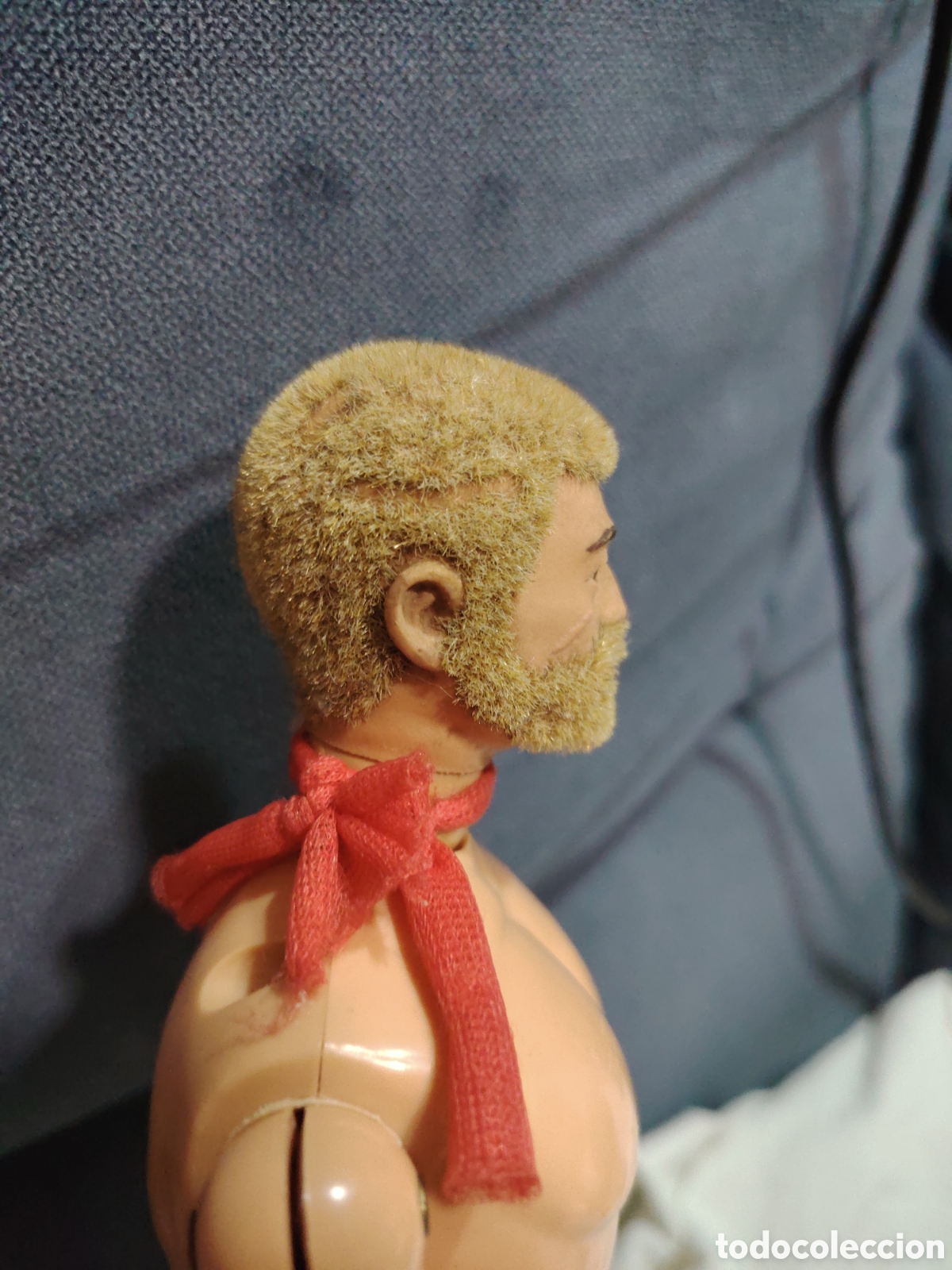 Geyperman: Mu&ntilde;eco maniqu&iacute; geyperman rubio con pelo y barba - Foto 3