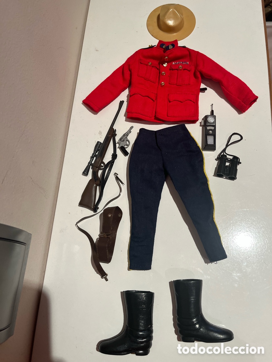 Geyperman: Conjunto del Polic&iacute;a Montada del Canada de Geyperman