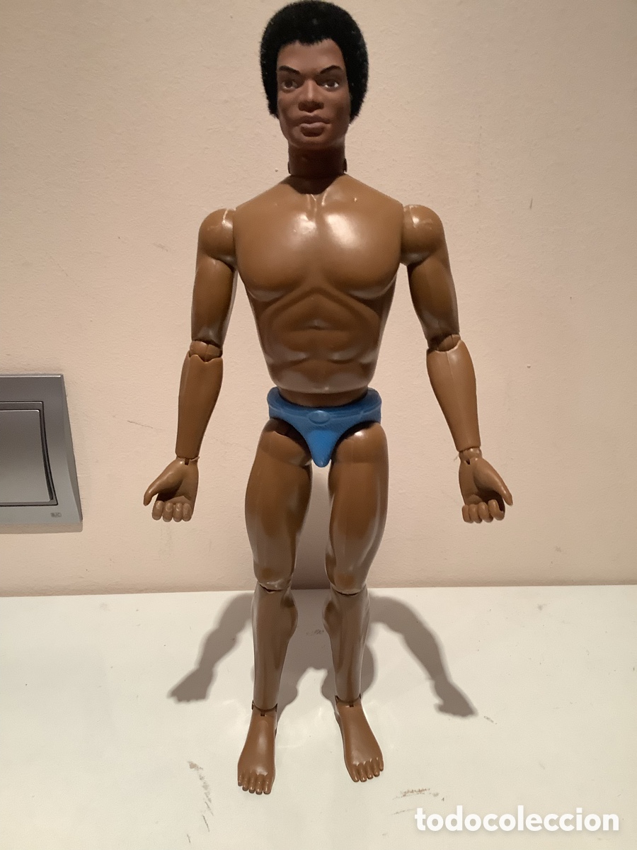 Geyperman: Maniqu&iacute; Geyperman Negro de Segunda Generaci&oacute;n