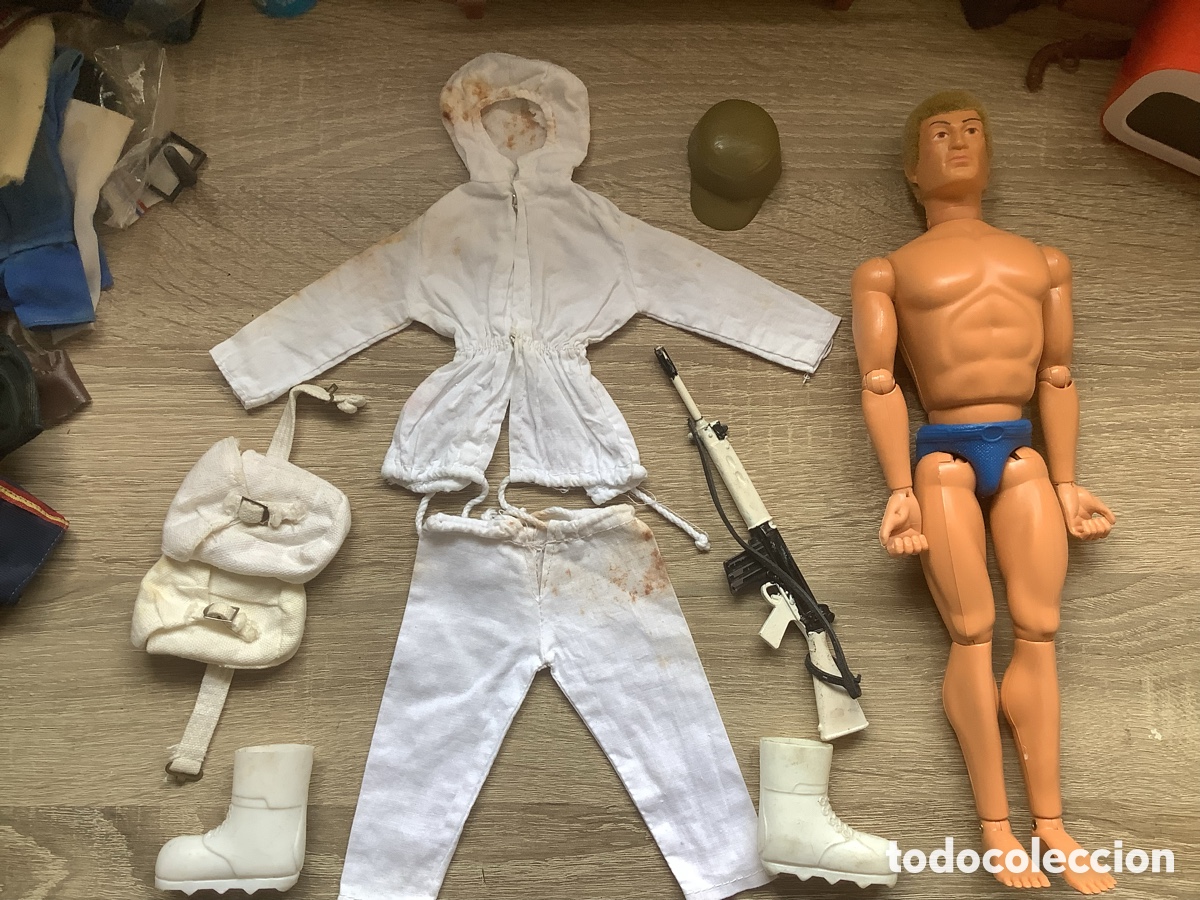 Geyperman: Maniqu&iacute; Geyperman con ropa y accesorios del Monta&ntilde;ero Artico