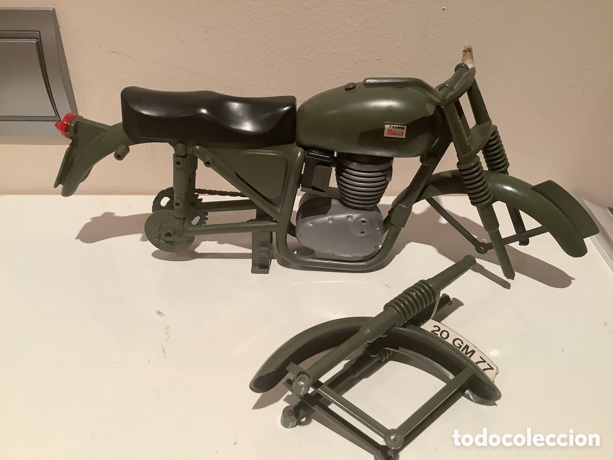 Geyperman: Restos de la Moto Sidecar de Geyperman