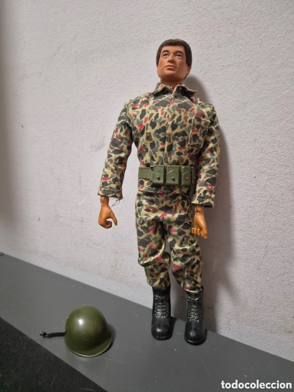 Geyperman: ANTIGUO GEYPERMAN CON UNIFORME ORIGINAL A&Ntilde;OS 70