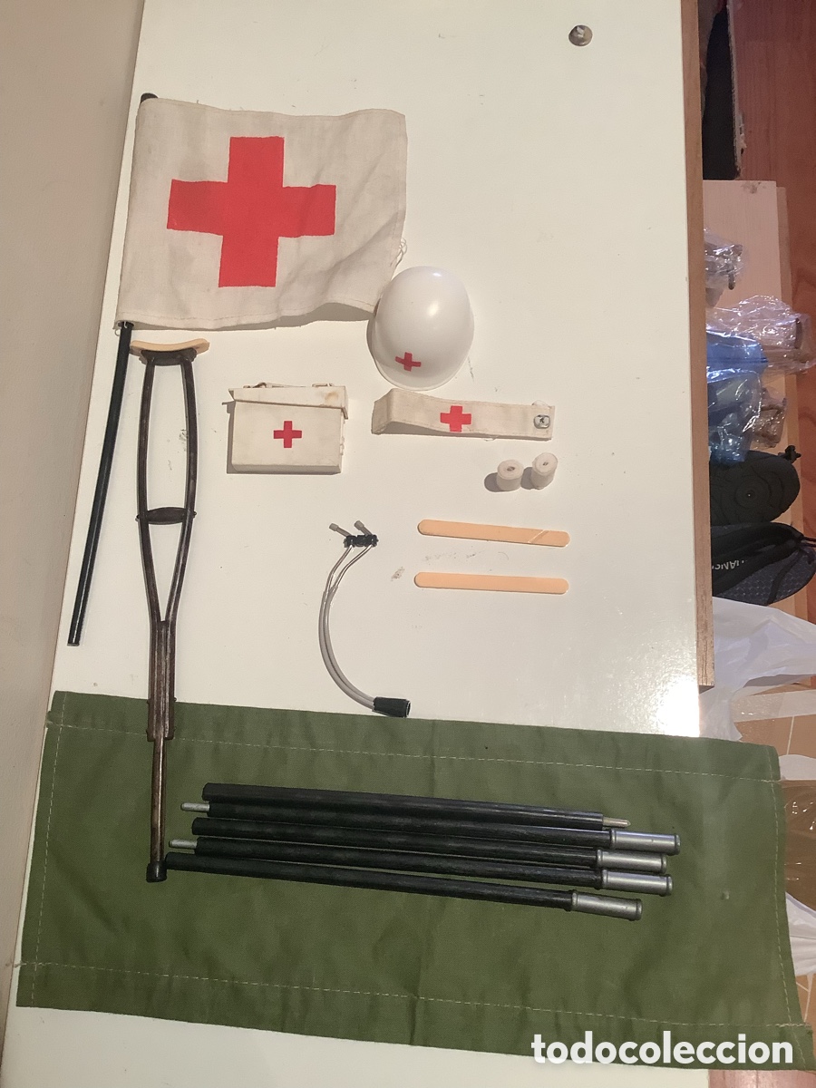 Geyperman: Lote de Accesorios del M&eacute;dico Militar Geyperman
