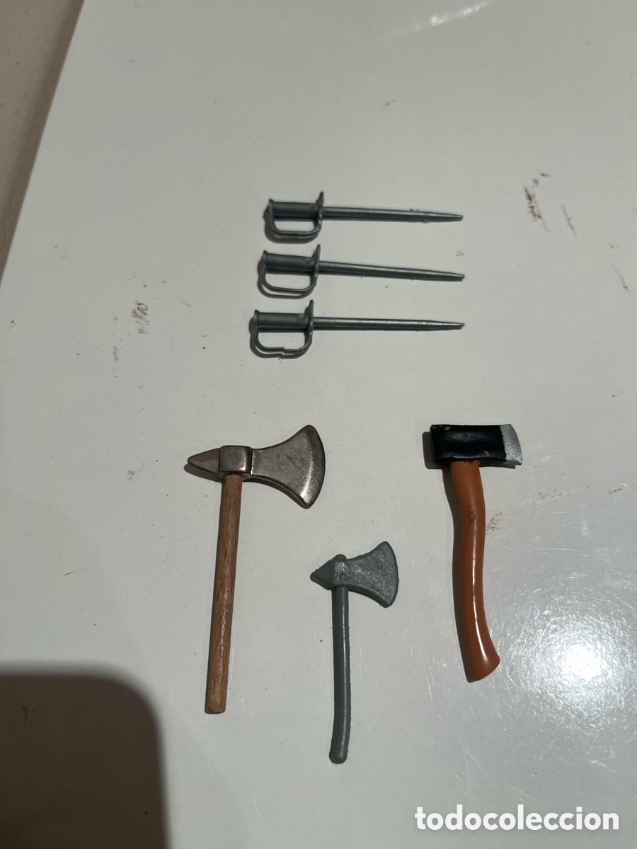 Geyperman: Lote de Hachas y Cuchillos de Madelman,Did Mego u otras figuras de acci&oacute;n