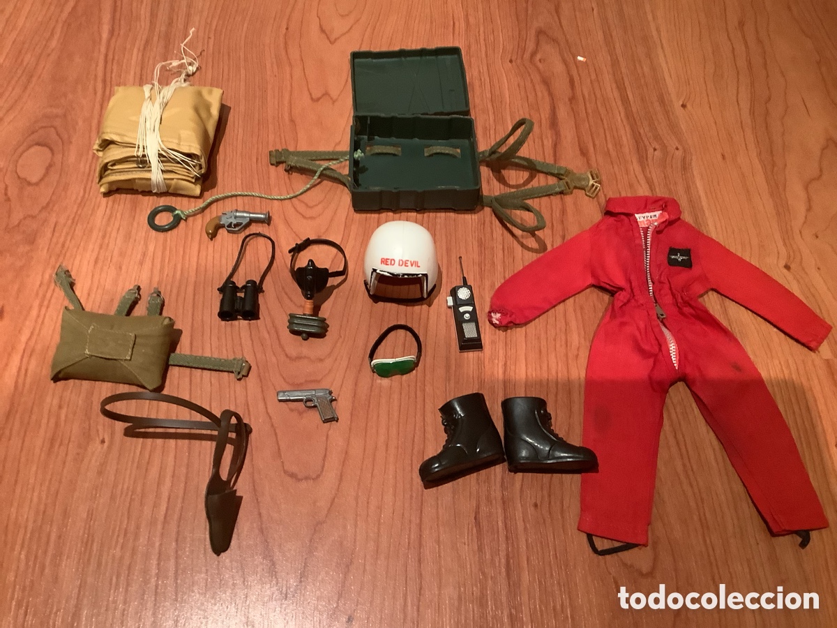 Geyperman: Conjunto Completo del Geyperman Red Devil Paracaidista con Paracaidas Marr&oacute;n