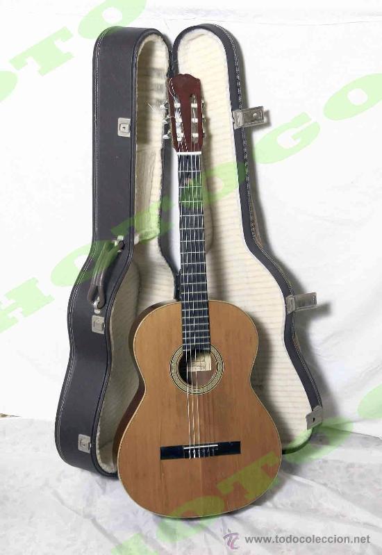 Luthier Guitar - Classical Guitar \u003e Alhambra (Spain) Guitars \u003e Solid Top  Classic Student Series \u003e 2C Alhambra guitar buy here \u003e Super Gloss\u003e Natural