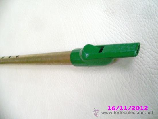 Instrumentos musicales: CURIOSA FLAUTA METAL Y PLASTICO - Foto 2