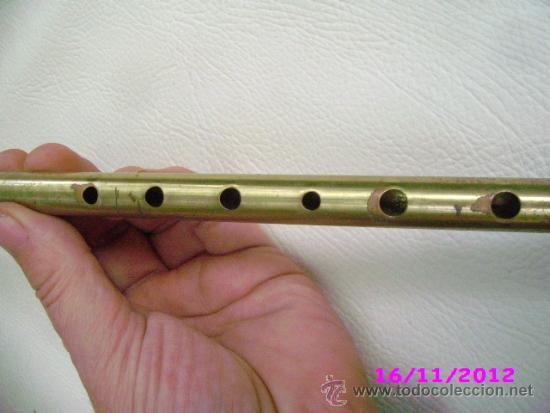 Instrumentos musicales: CURIOSA FLAUTA METAL Y PLASTICO - Foto 4