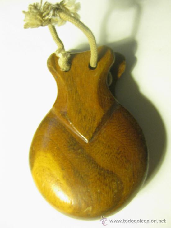 Instrumentos musicales: CASTA&Ntilde;UELA ANTIGUA DE MADERA VETEADA - Foto 2
