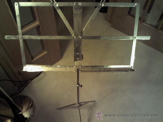Instrumentos musicales: ATRIL PARA PARTITURAS PLEGABLE - Foto 1