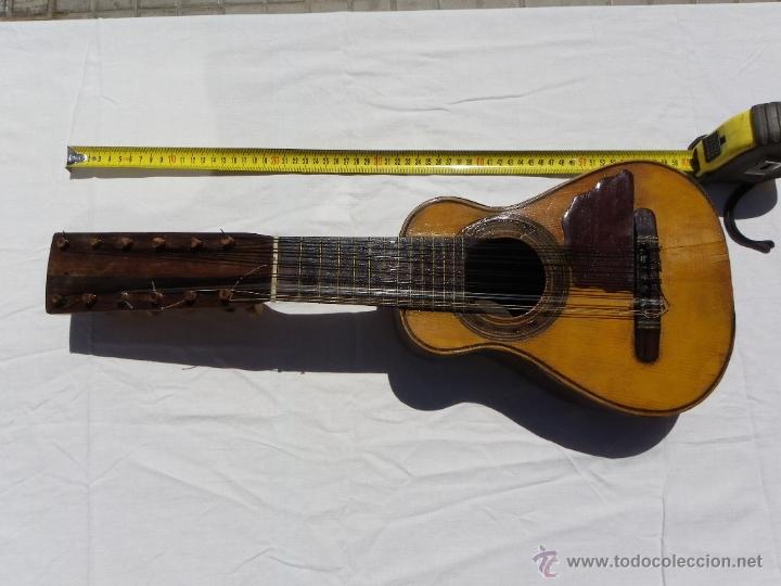 Instrumento antiguo de 12 cuerdas - Vendido en Subasta - 44373716