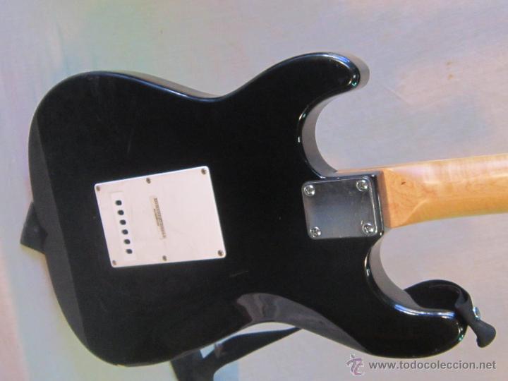 Instrumentos musicales: GUITARRA ELECTRICA BEHRINGER - Foto 9