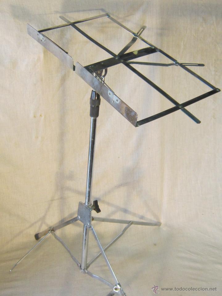 Instrumentos musicales: ATRIL PLEGABLE PARA PARTITURAS - Foto 9
