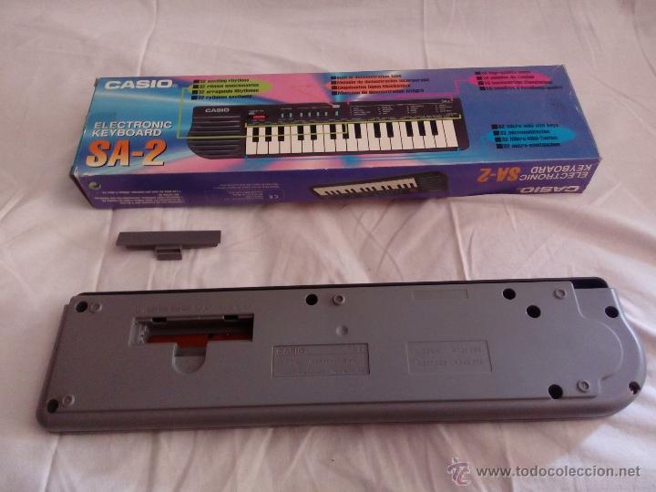 Instrumentos musicales: CASIO ELECTRONIC KEYBOARD SA-2 - Foto 2