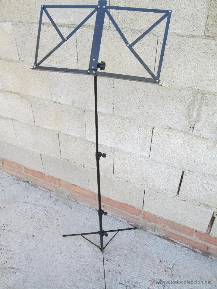 Instrumentos musicales: ATRIL PARA PARTITURAS. - Foto 1