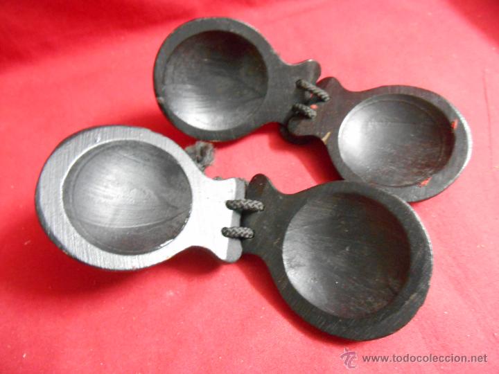 Instrumentos musicales: PAREJA DE CASTA&Ntilde;UELAS DE MADERA - Foto 2