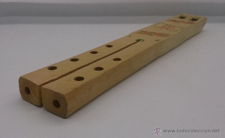 Instrumentos musicales: Flauta antigua doble en madera de estilo arte etnográfico pastoril , ( BULGARIA ). - Foto 3 - 87548807