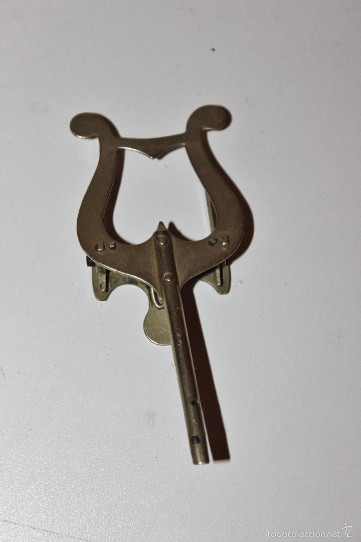 Instrumentos musicales: Soporte para partitura - Foto 3